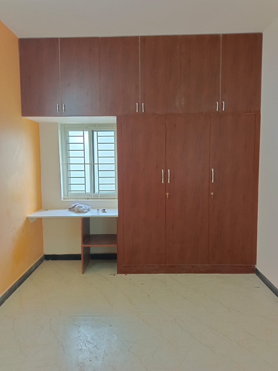 front close wardrobe